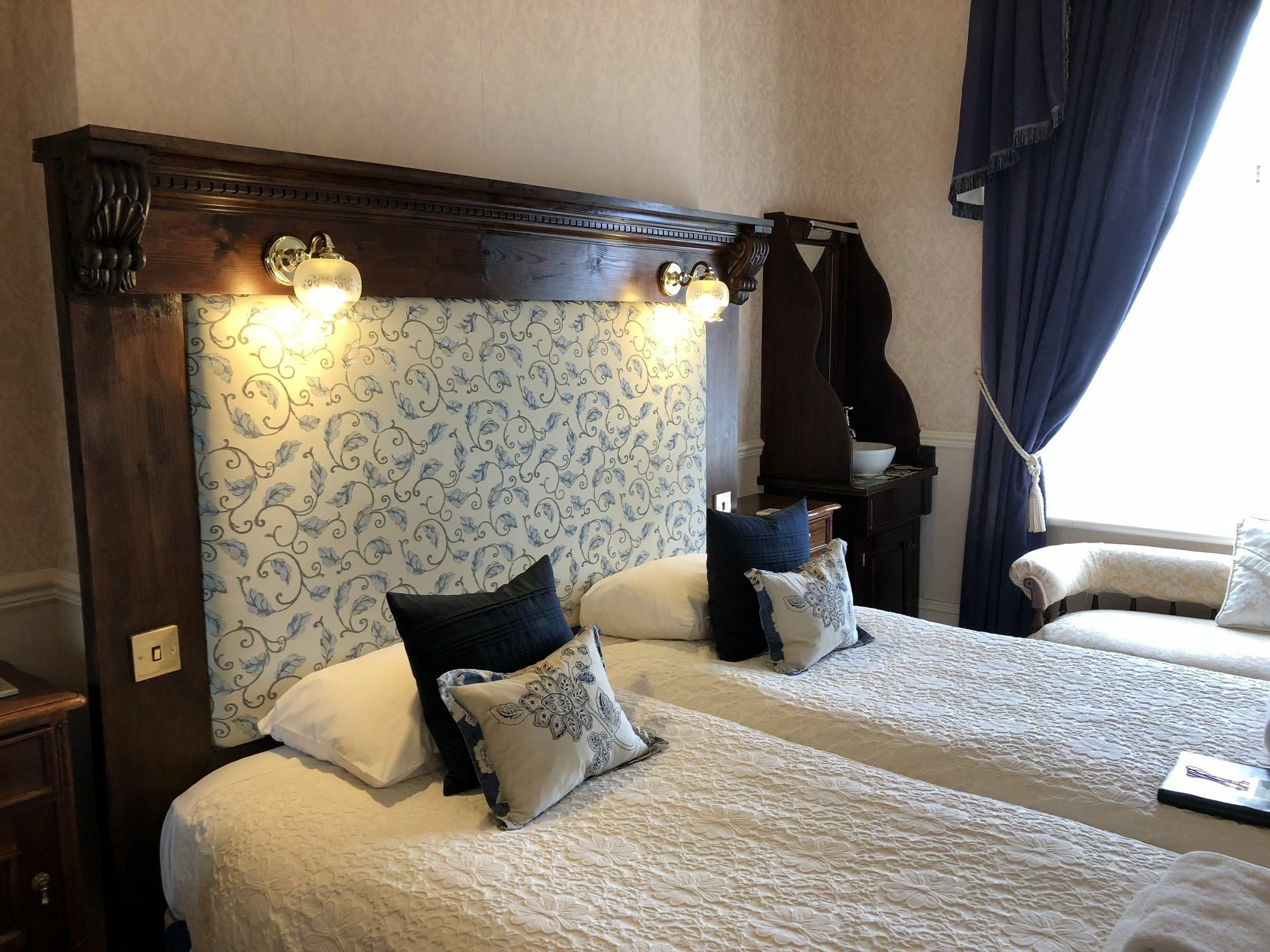 Cranleigh Hotel Bath Luaran gambar